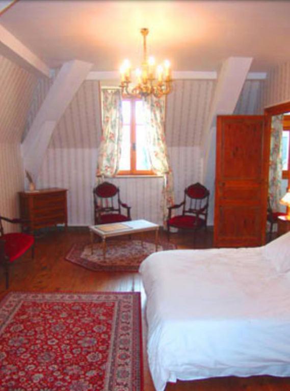Chateau De La Court D'Aron Saint-Cyr-en-Talmondais Pokoj fotografie